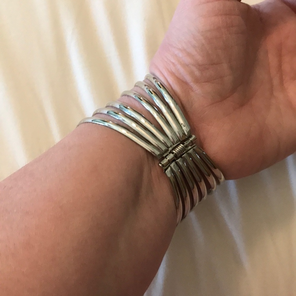 Silver cuff - Picture 2 of 2